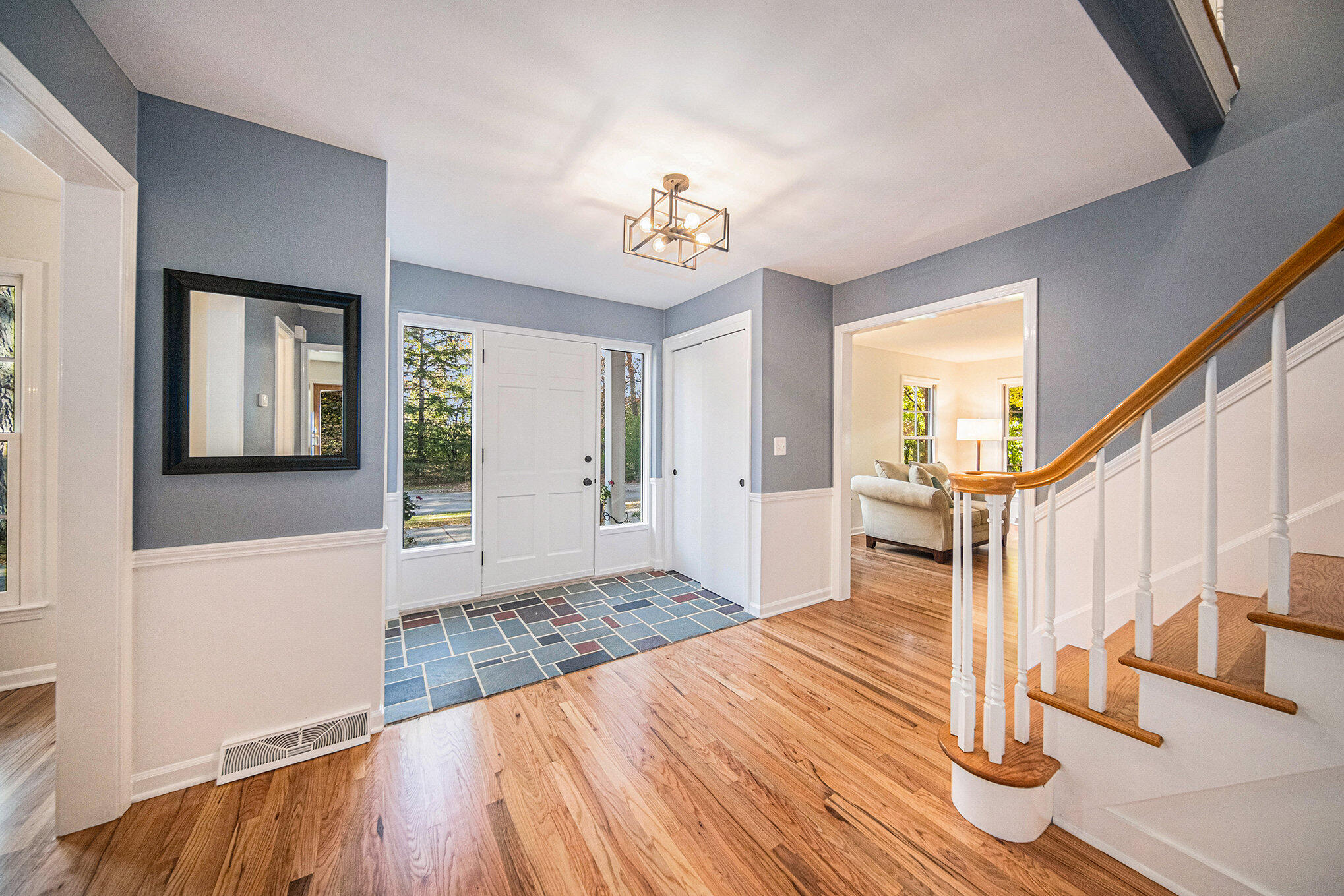 3075 Hunting Valley Road Ann Arbor, MI 48104 - Photo 6 of 60 005_sbp_1_485