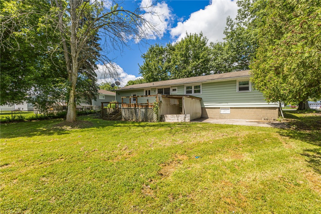 582 North Greece Road Greece, NY 14468 - Photo 25 of 30
