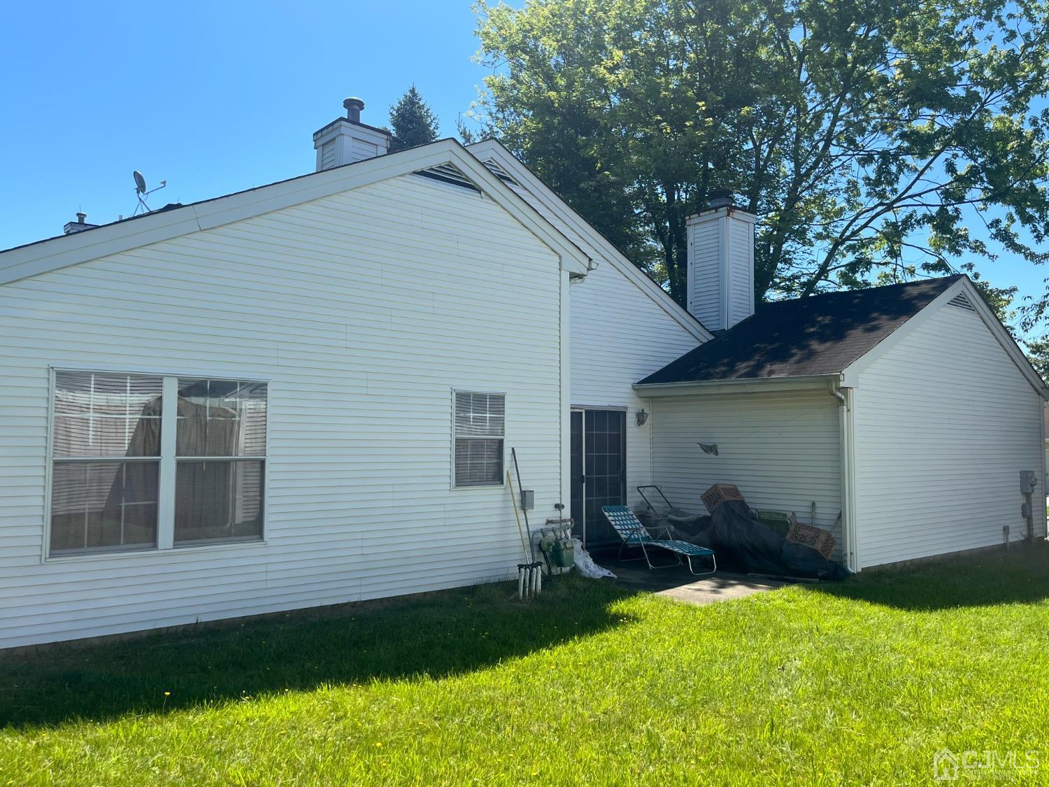 52 Rice Run East Brunswick, NJ 08816 - Photo 6 of 13 Gallery Image 6