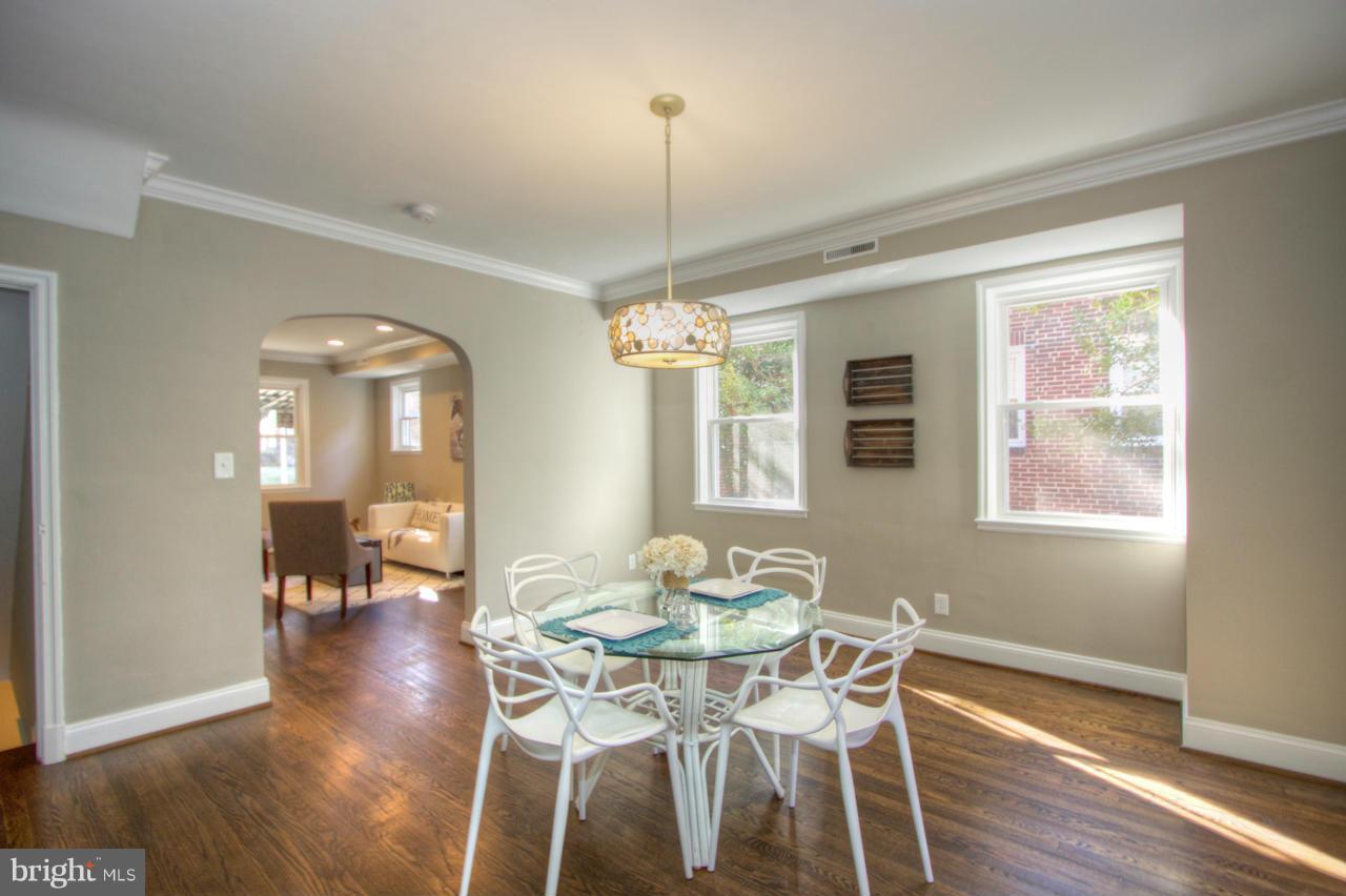 4624 Harcourt Road Baltimore, MD 21214 - Photo 3 of 17 Dining Room