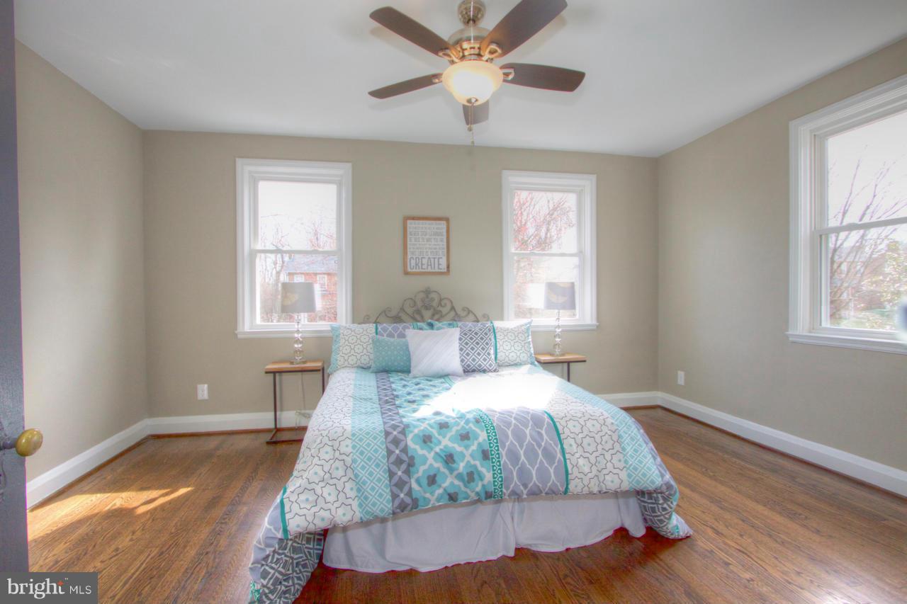 4624 Harcourt Road Baltimore, MD 21214 - Photo 7 of 17 Bedroom (Master)