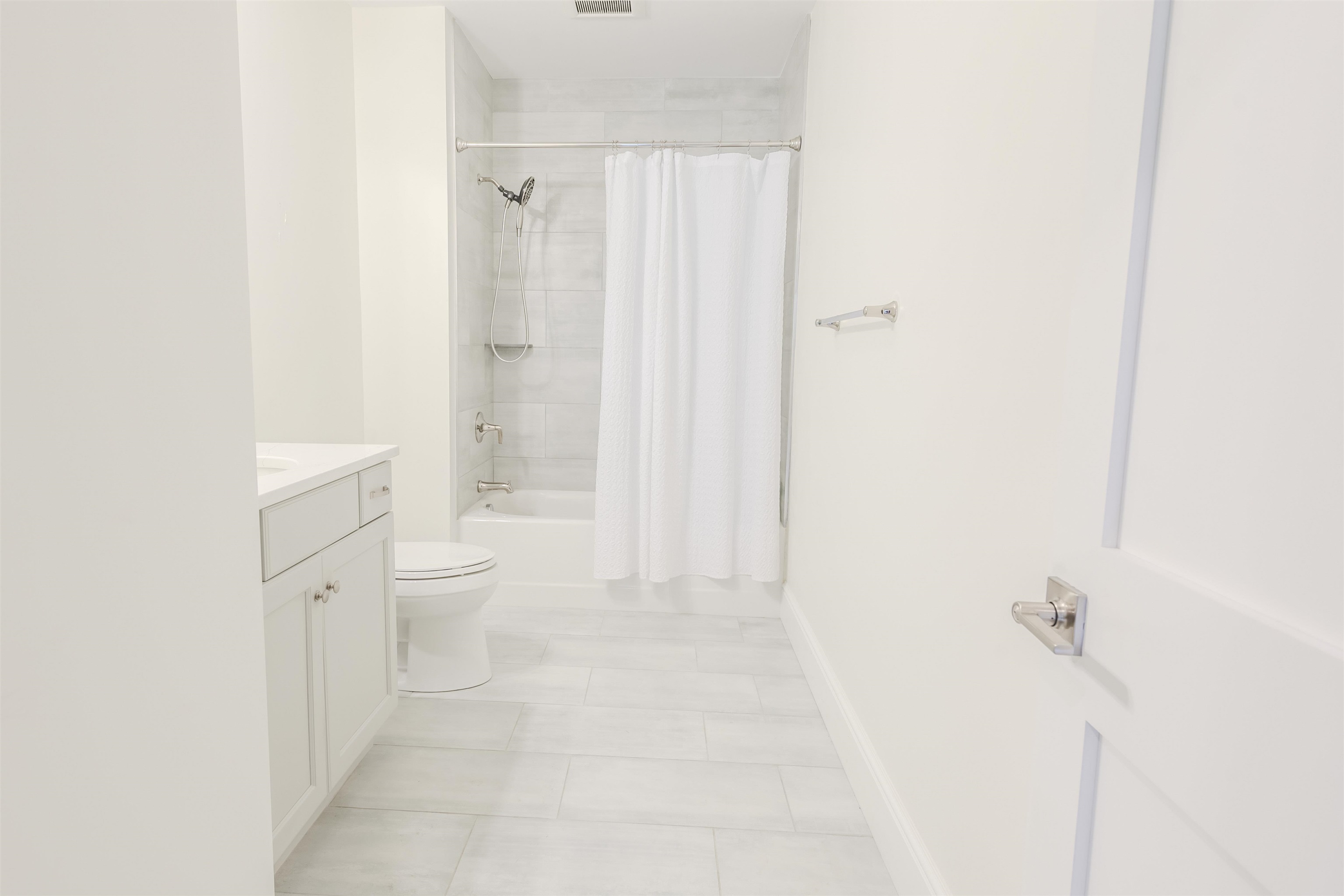 7 Willey Creek Road, Unit 206 Exeter, NH 03833 - Photo 16 of 35 Gallery Image 16