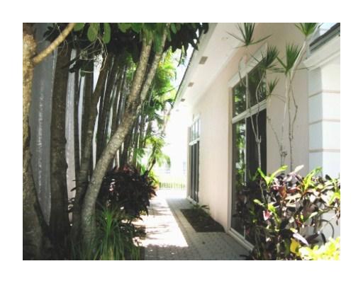 23440 Butterfly Palm Court Boca Raton, FL 33433 - Photo 10 of 12 Additional Photo