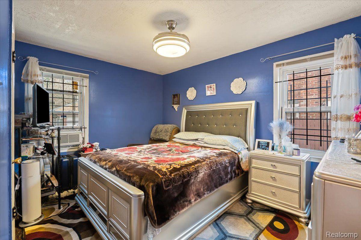 19496 Huntington Road Detroit, MI 48219 - Photo 20 of 31 Gallery Image 20