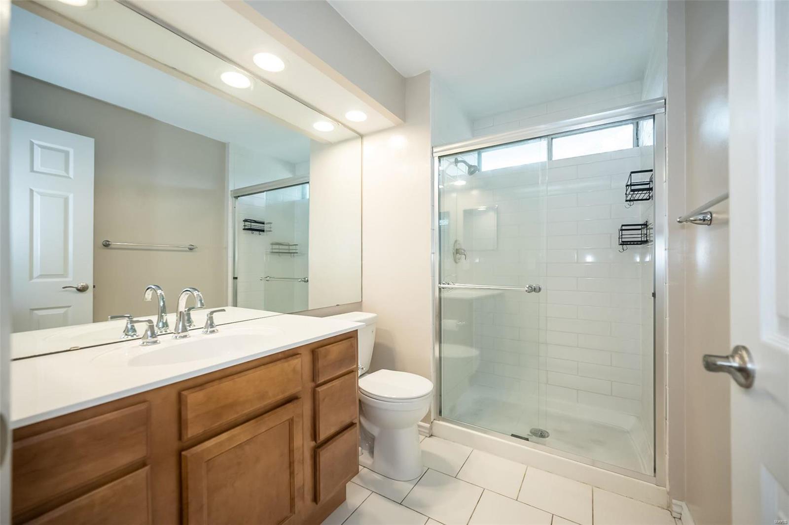 369 Greenmore Drive Ballwin, MO 63011 - Photo 18 of 30