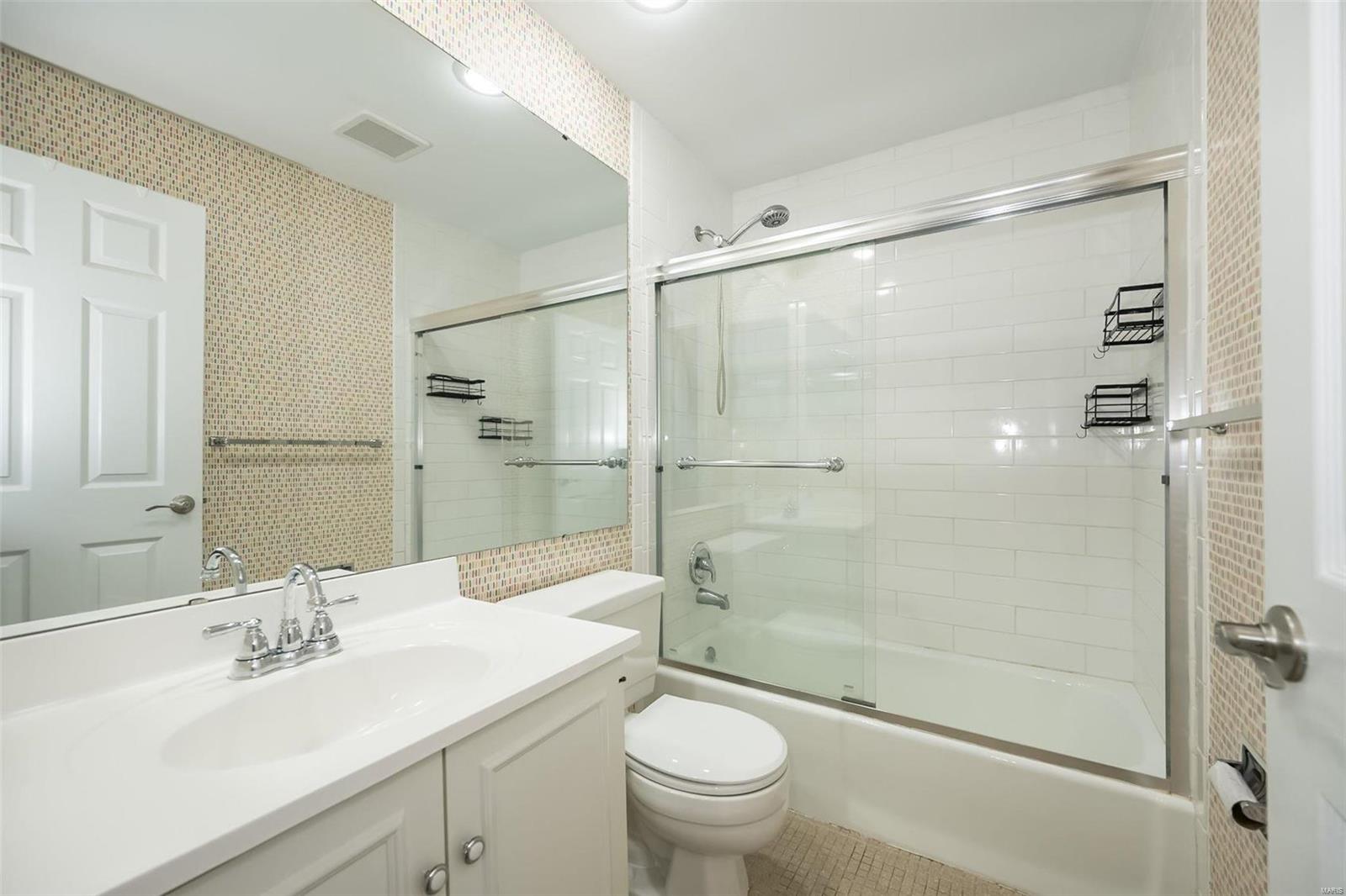 369 Greenmore Drive Ballwin, MO 63011 - Photo 22 of 30