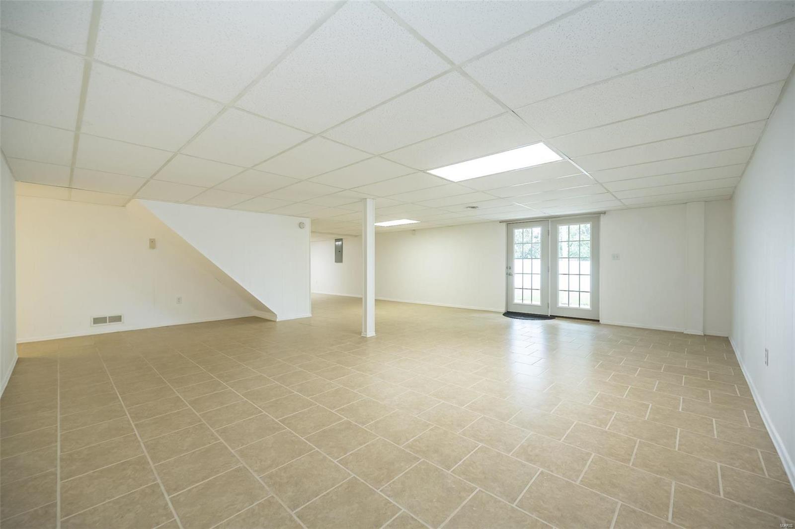 369 Greenmore Drive Ballwin, MO 63011 - Photo 23 of 30