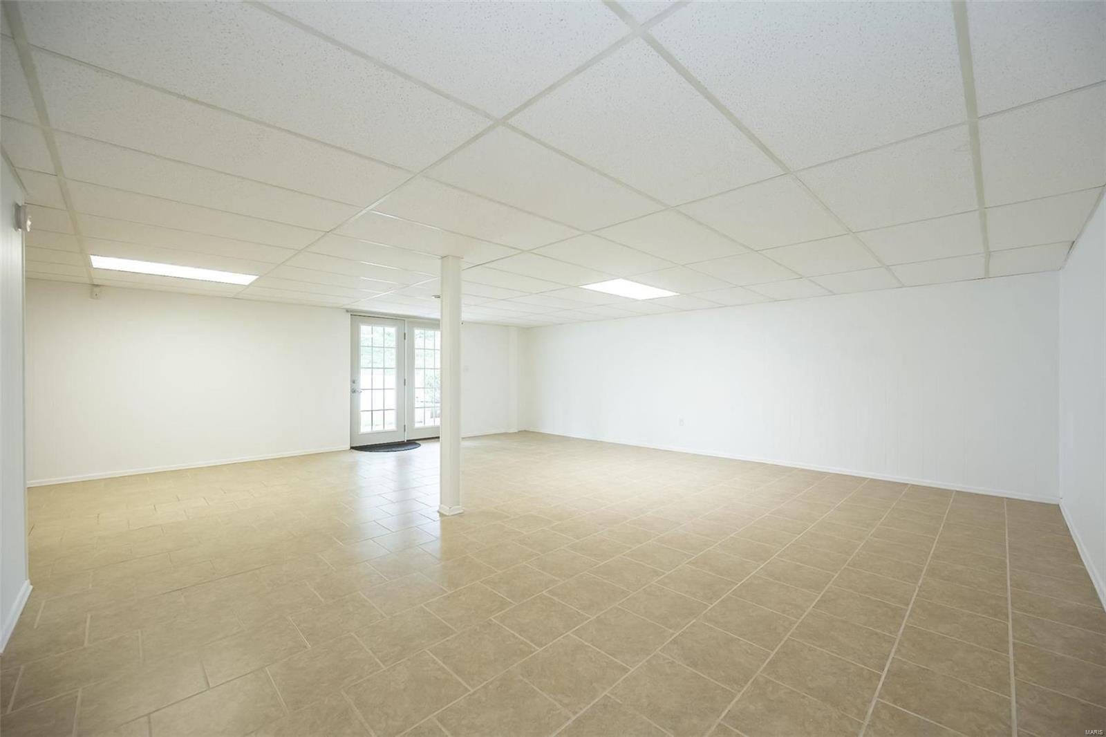 369 Greenmore Drive Ballwin, MO 63011 - Photo 24 of 30