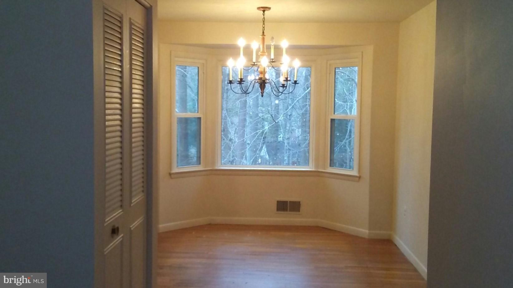 427 Branch Drive Silver Spring, MD 20901 - Photo 3 of 16 Dining Room