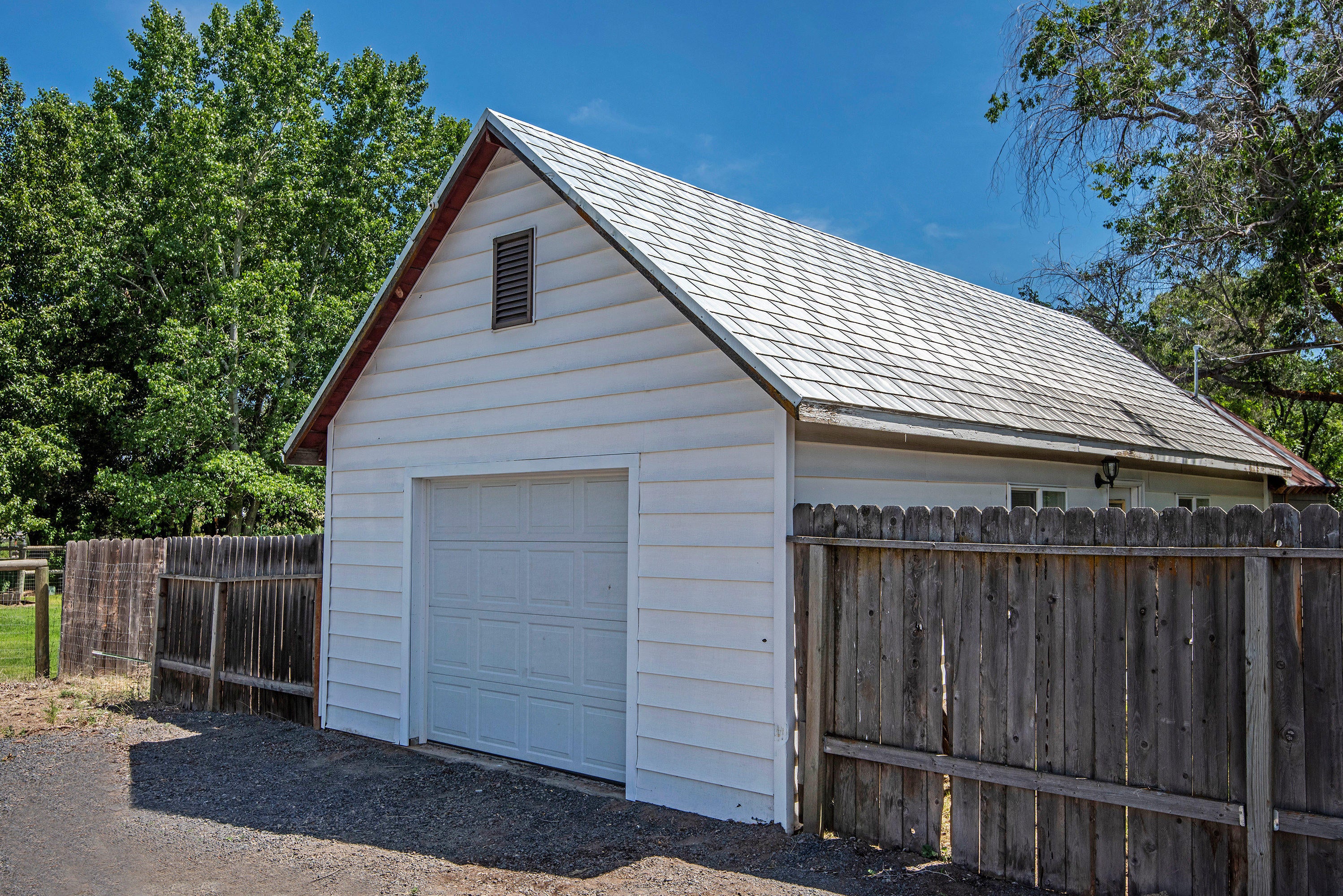 62860 Eagle Road Bend, OR 97701 - Photo 20 of 29 62860 Eagle Rd Bend OR 97701-print-022-0
