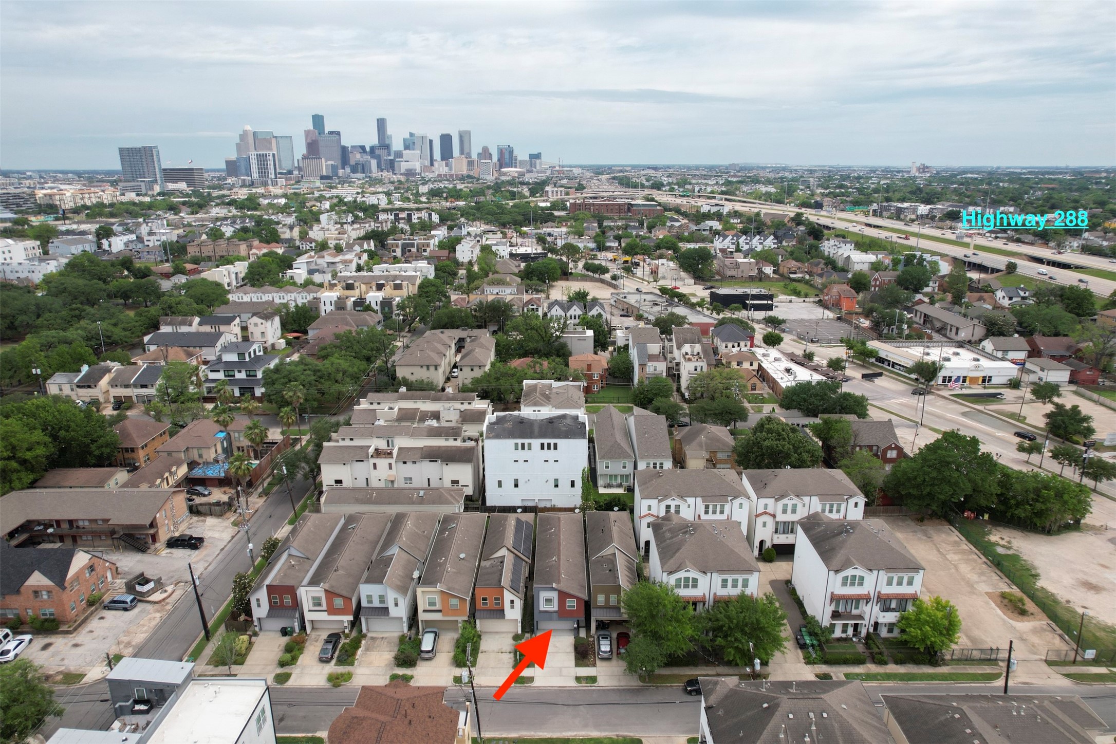 1811 Wichita Street, Unit A Houston, TX 77004 - Photo 32 of 36 an aerial view of a city
