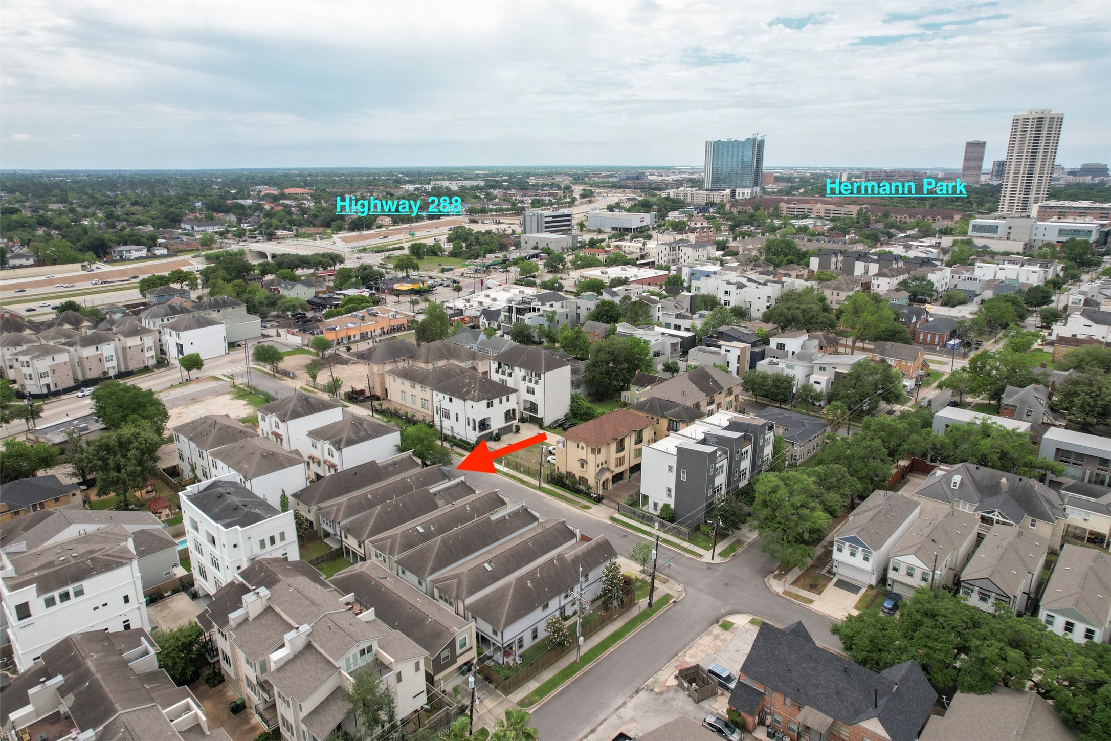 1811 Wichita Street, Unit A Houston, TX 77004 - Photo 33 of 36 an aerial view of a city with lots of residential buildings