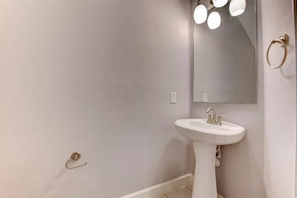 $2,950 | 1811 Wichita Street, Unit A, Houston, TX 77004