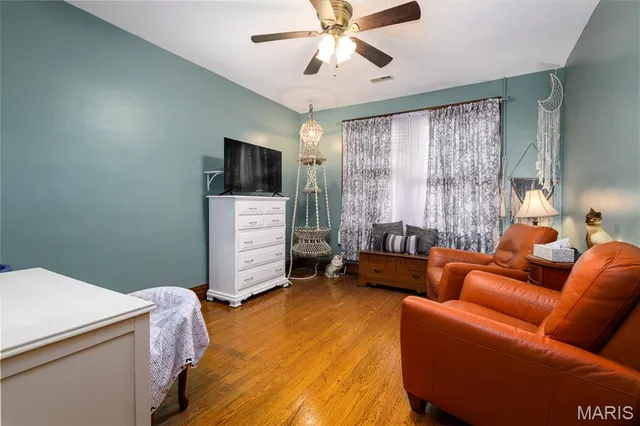 $750,000 | 5001 Pernod Avenue, St. Louis, MO 63139