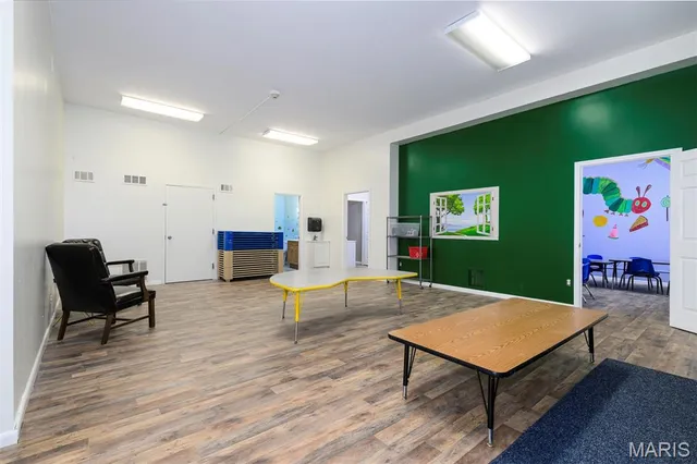 $750,000 | 5001 Pernod Avenue, St. Louis, MO 63139