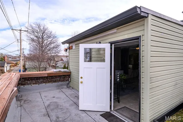 $750,000 | 5001 Pernod Avenue, St. Louis, MO 63139