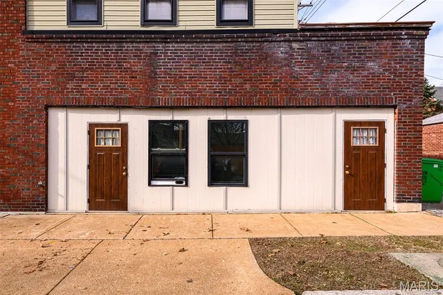 $750,000 | 5001 Pernod Avenue, St. Louis, MO 63139