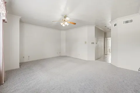 $388,000 | 14415 Autumn Cyn Trace, Houston, TX 77062