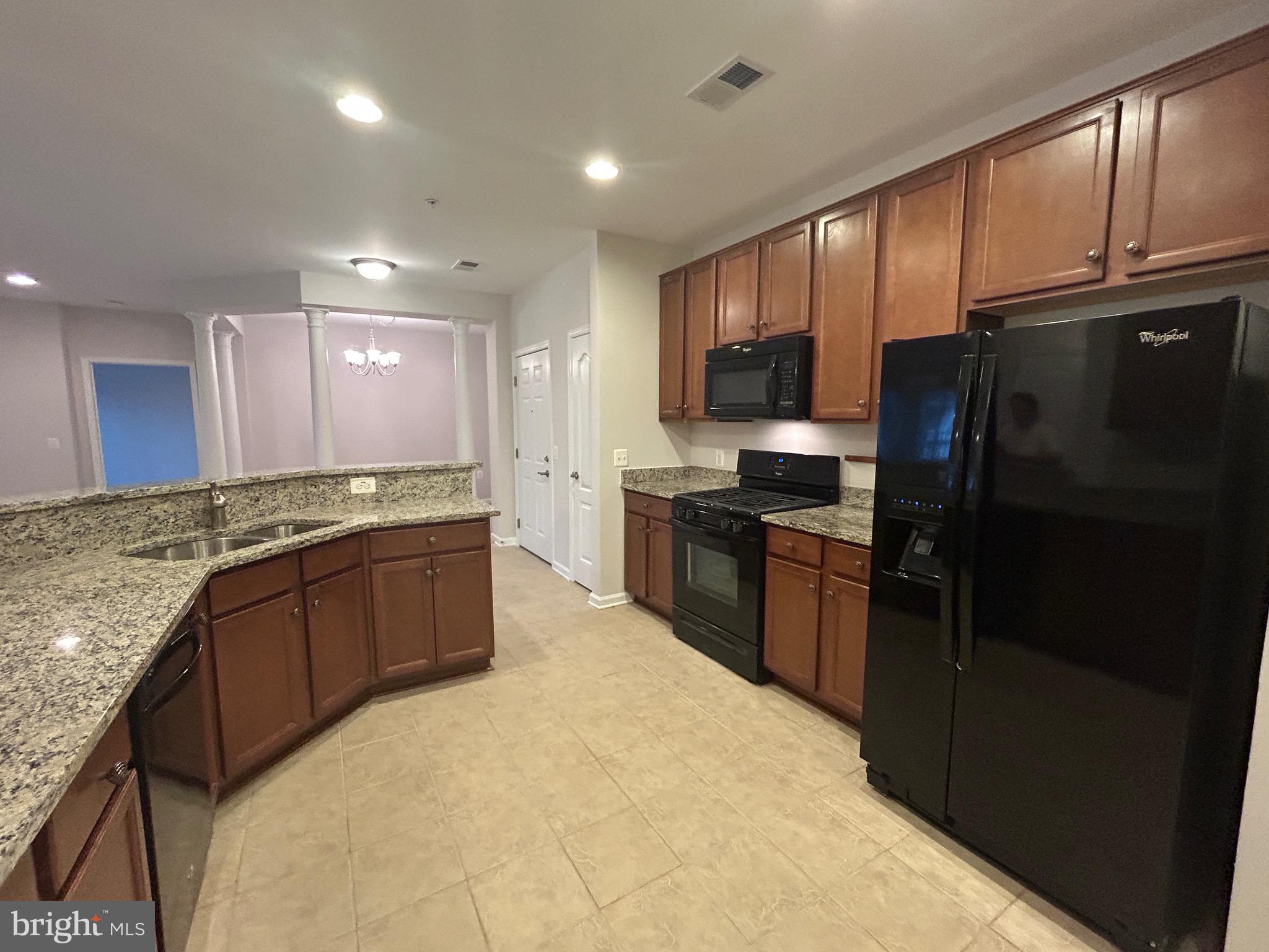1406 Wigeon Way, Unit 306 Gambrills, MD 21054 - Photo 5 of 32 Huge Kitchen