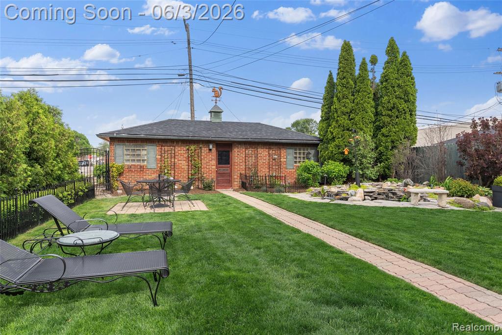 2470 Riverside Drive Trenton, MI 48183 - Photo 5 of 78