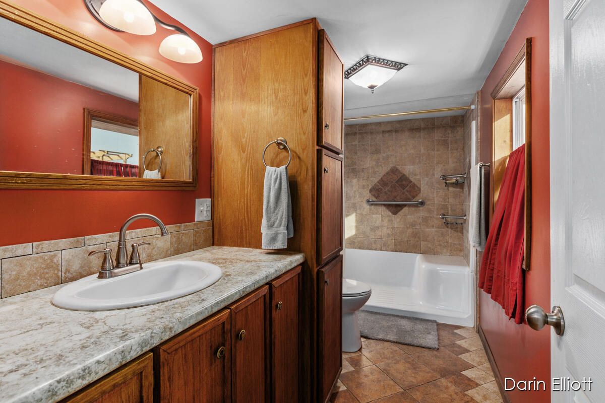 4161 Nickleplate Road Ionia, MI 48846 - Photo 20 of 32 IMG_1009