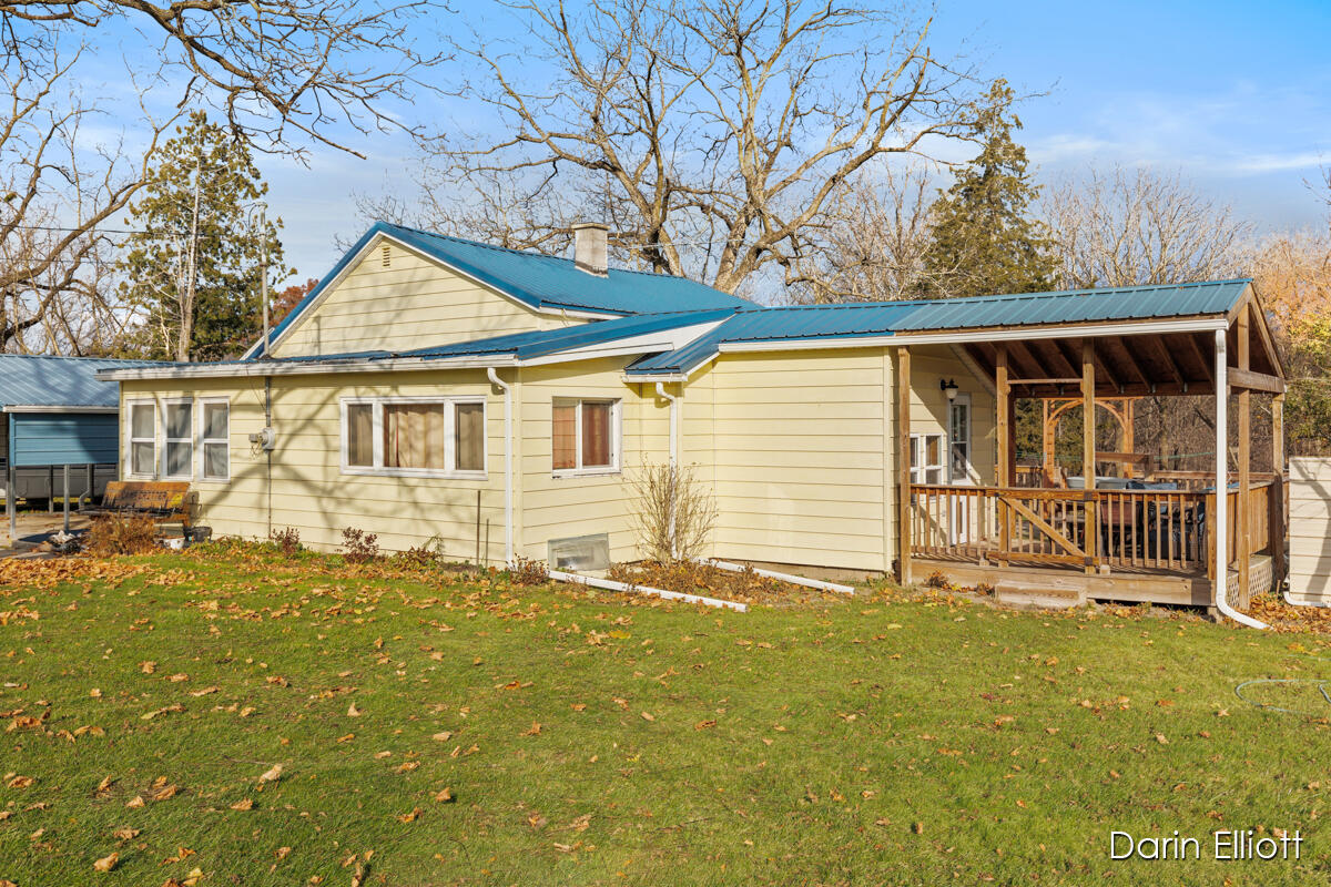4161 Nickleplate Road Ionia, MI 48846 - Photo 10 of 32 IMG_1017