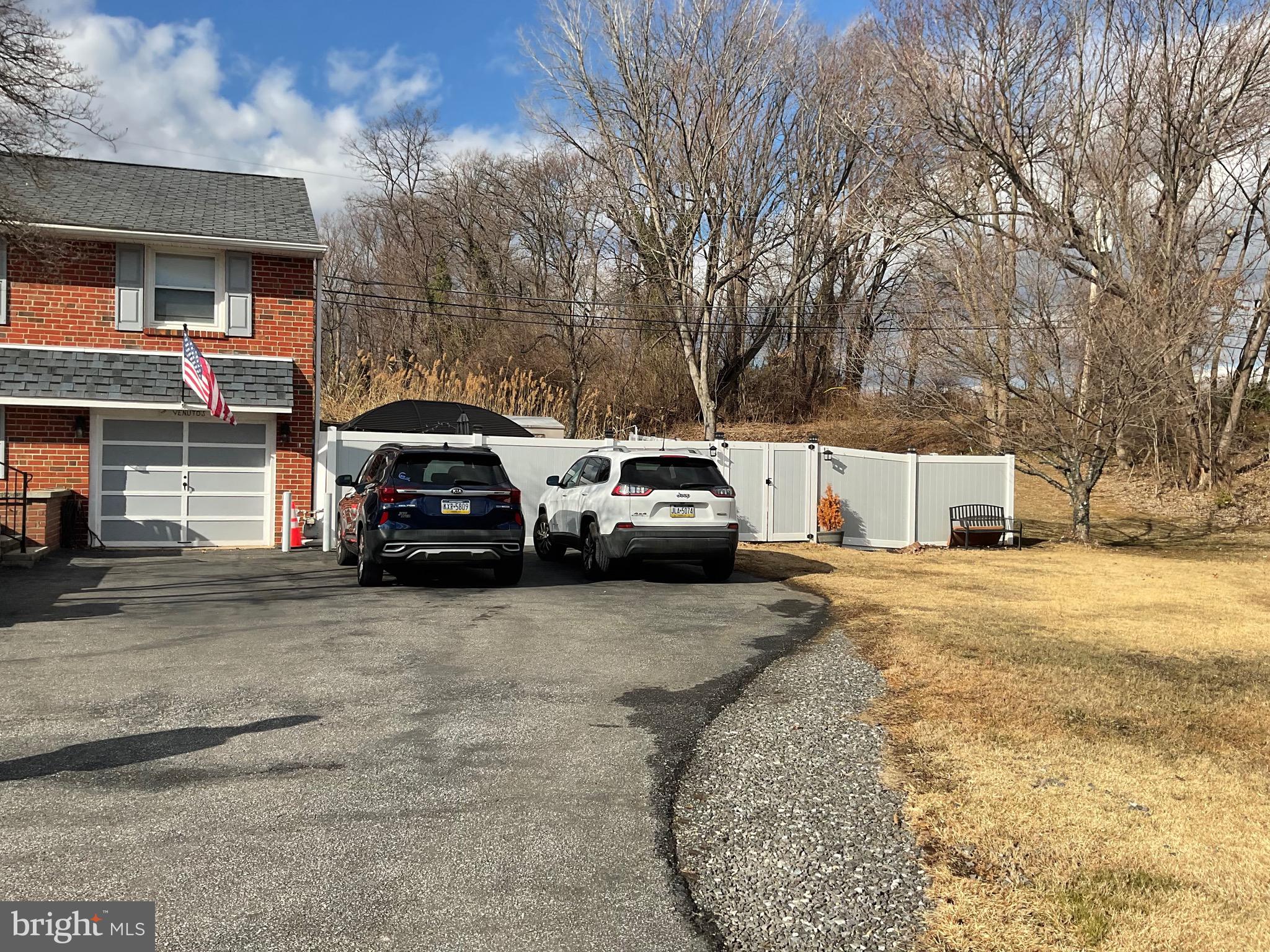 Extra large driveway