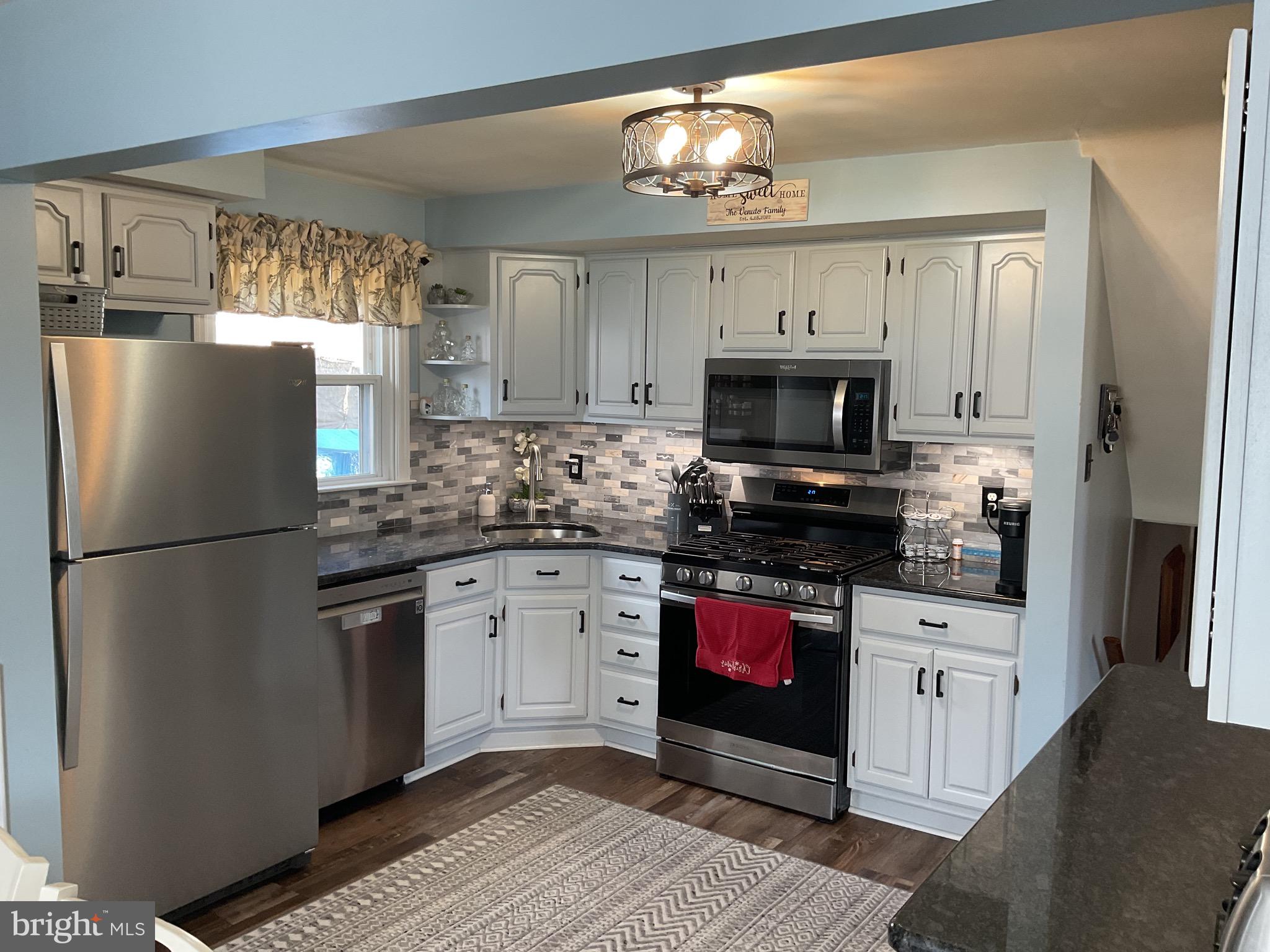4813 Cooper Road Brookhaven, PA 19015 - Photo 8 of 33 Updated Kitchen