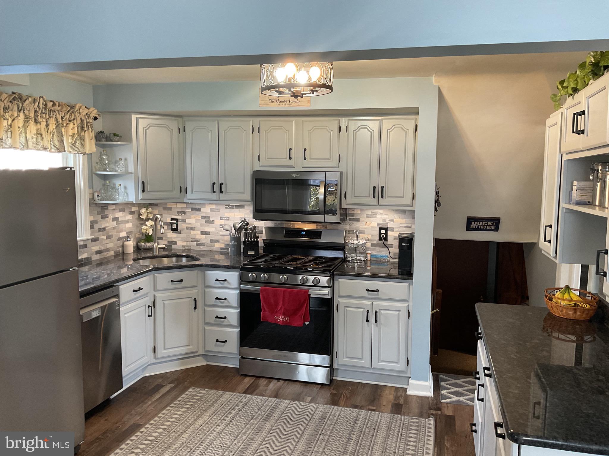 4813 Cooper Road Brookhaven, PA 19015 - Photo 9 of 33 Updated Kitchen