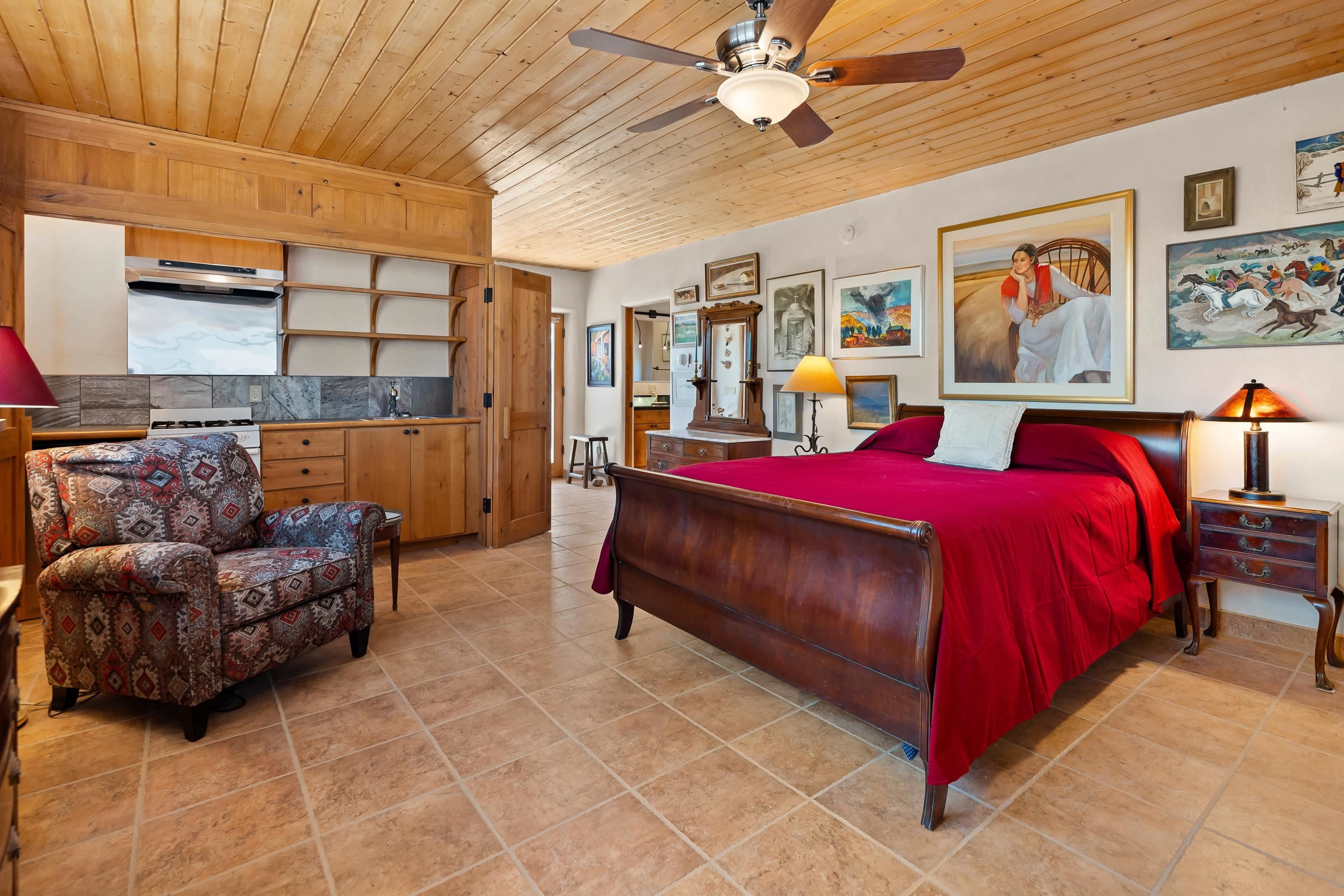 2 Tecolote Road El Prado, NM 87529 - Photo 20 of 39 Gallery Image 20