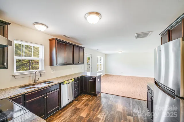 a bathroom with a toilet