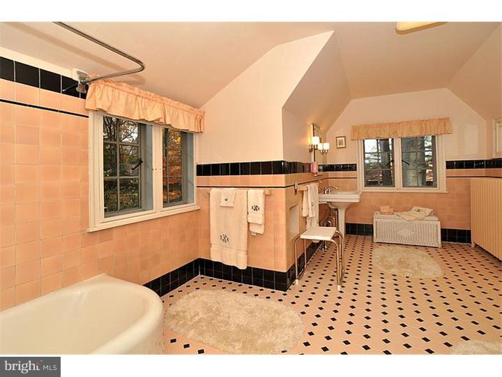 1205 Barrowdale Road Rydal, PA 19046 - Photo 12 of 24 Bathroom