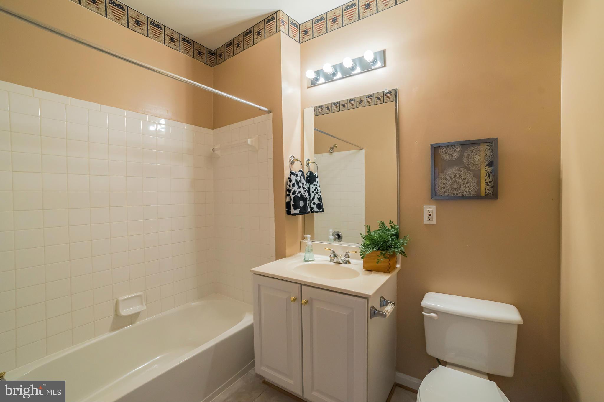12705 Found Stone Road, Unit 7202 Germantown, MD 20876 - Photo 21 of 30 Bath
