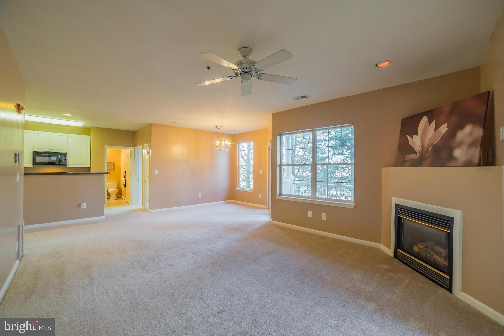 12705 Found Stone Road, Unit 7202 Germantown, MD 20876 - Photo 8 of 30 Living Room