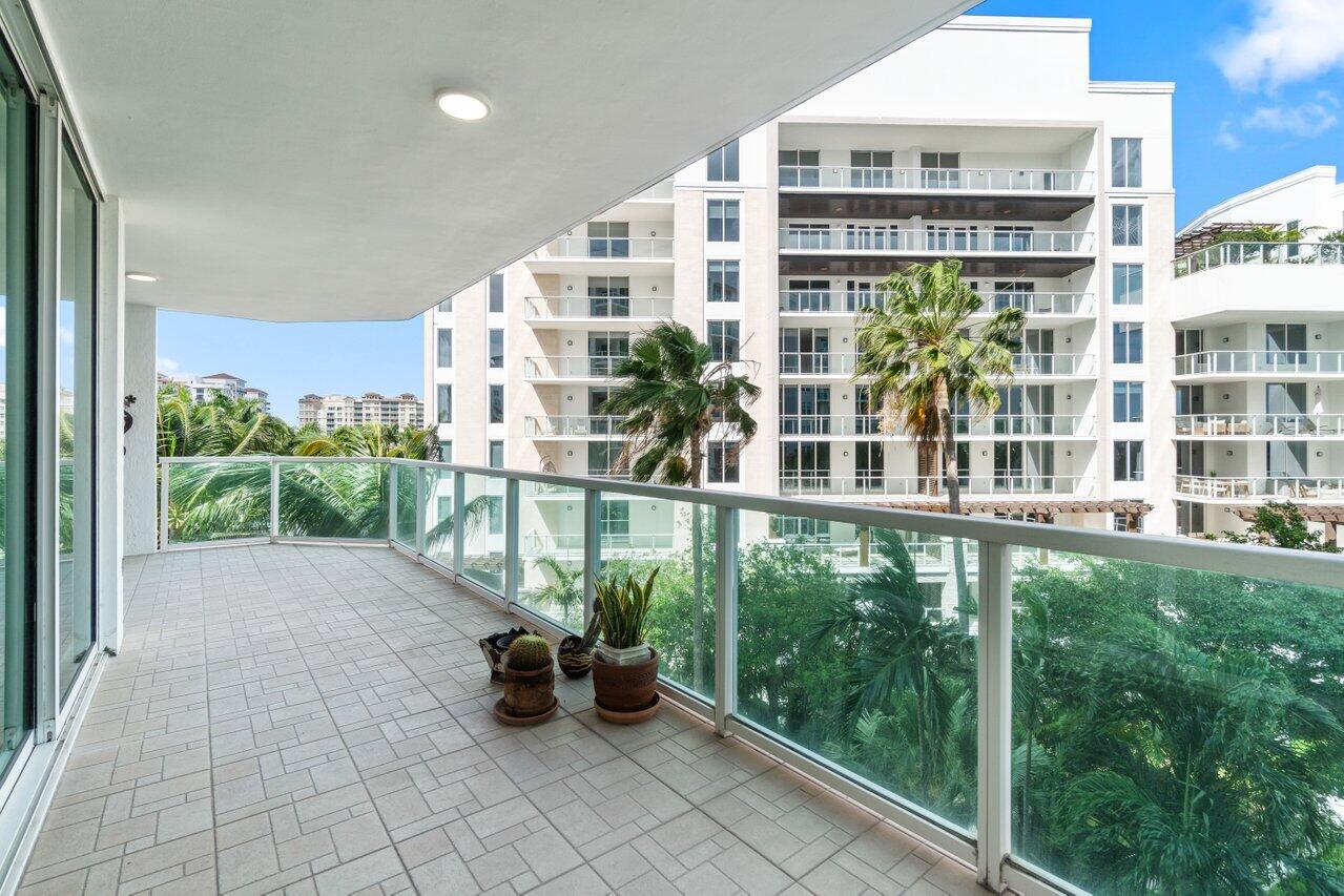 500 Southeast Mizner Boulevard, Unit A411 Boca Raton, FL 33432 - Photo 19 of 67 a view of a building from a balcony