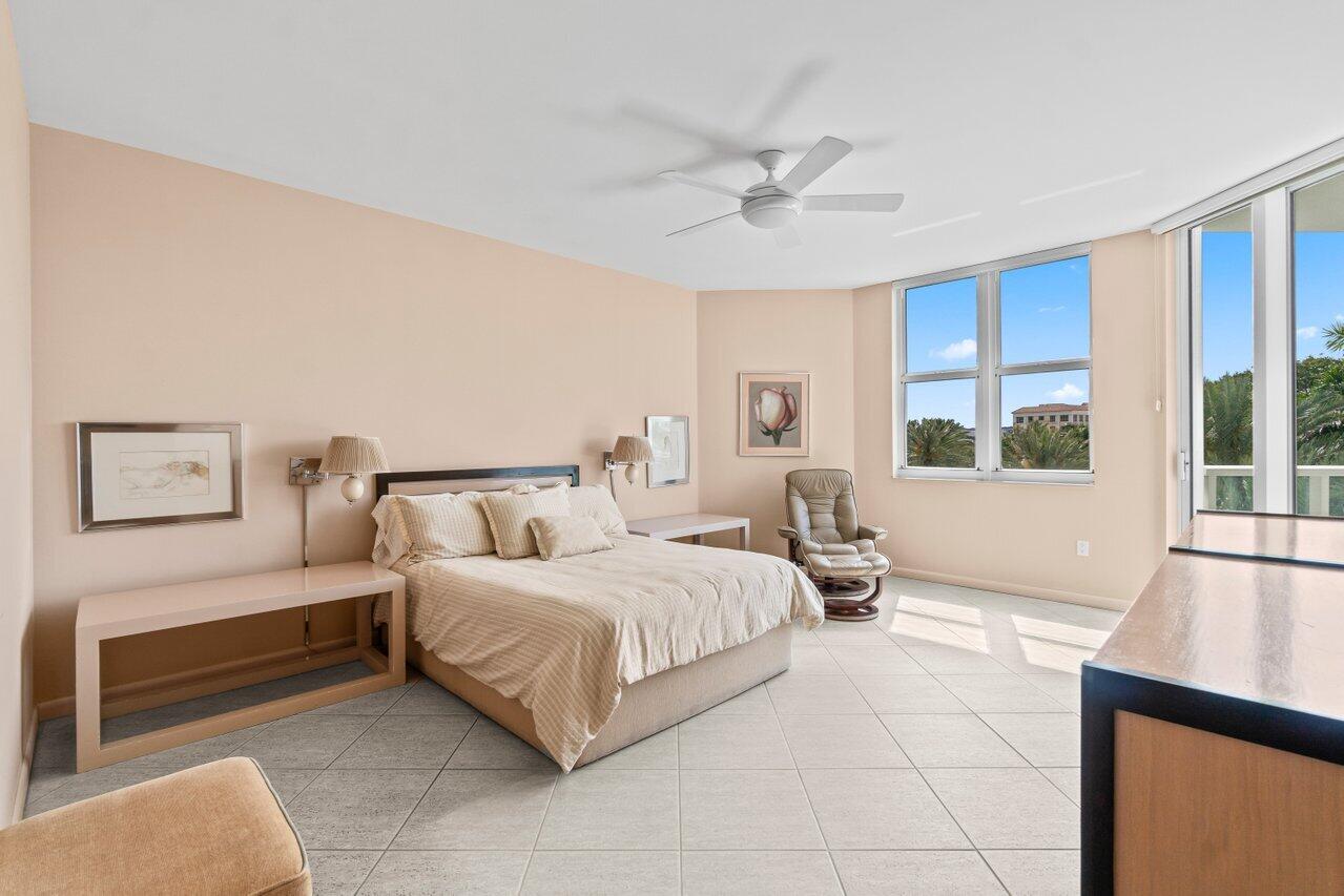500 Southeast Mizner Boulevard, Unit A411 Boca Raton, FL 33432 - Photo 22 of 67 a bedroom with a large bed and a window