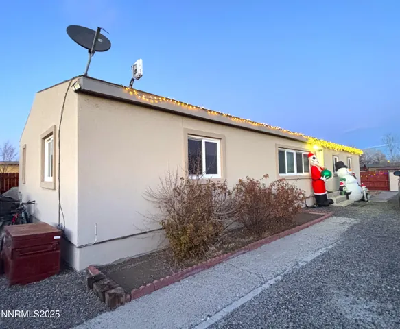 $299,000 | 220 Bastian Road, Battle Mountain, NV 89820