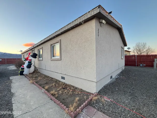$299,000 | 220 Bastian Road, Battle Mountain, NV 89820
