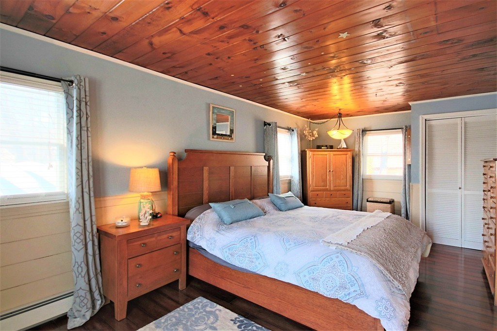 137 Haverhill Road Amesbury, MA 01913 - Photo 10 of 28 Gallery Image 10
