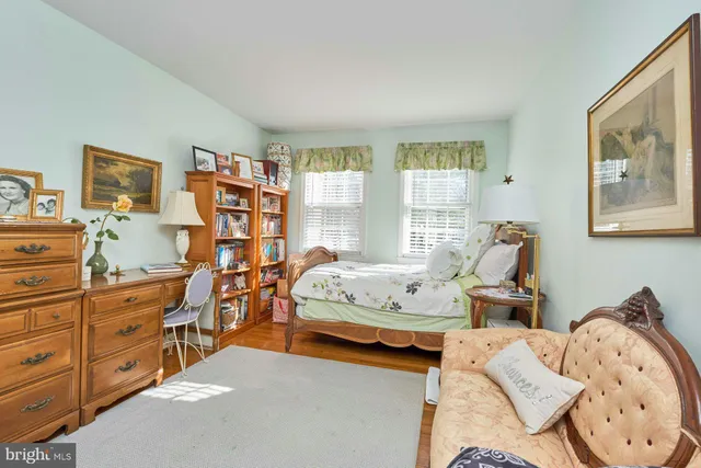 $1,085,000 | 3528 Hamlet Place, Unit 808, Chevy Chase, MD 20815