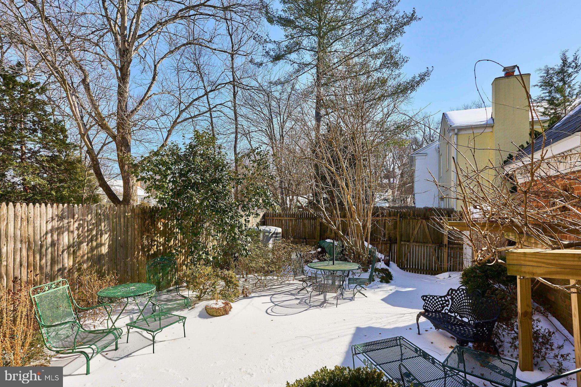 3528 Hamlet Place, Unit 808 Chevy Chase, MD 20815 - Photo 45 of 57 Large private garden patio.