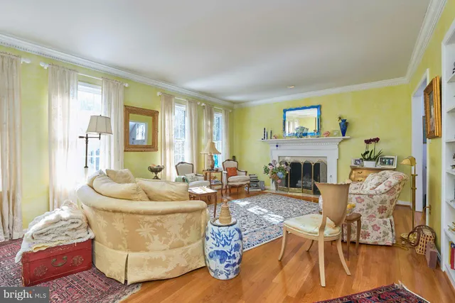$1,085,000 | 3528 Hamlet Place, Unit 808, Chevy Chase, MD 20815