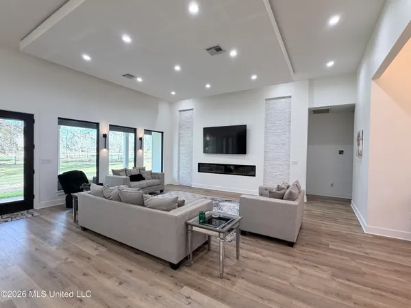 $709,000 | 5455 Gavin Hamilton Road, Moss Point, MS 39562