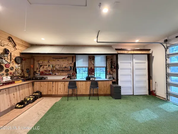 $709,000 | 5455 Gavin Hamilton Road, Moss Point, MS 39562