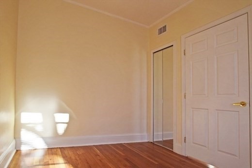 73 Thatcher Street, Unit 302 Brookline, MA 02446 - Photo 6 of 12