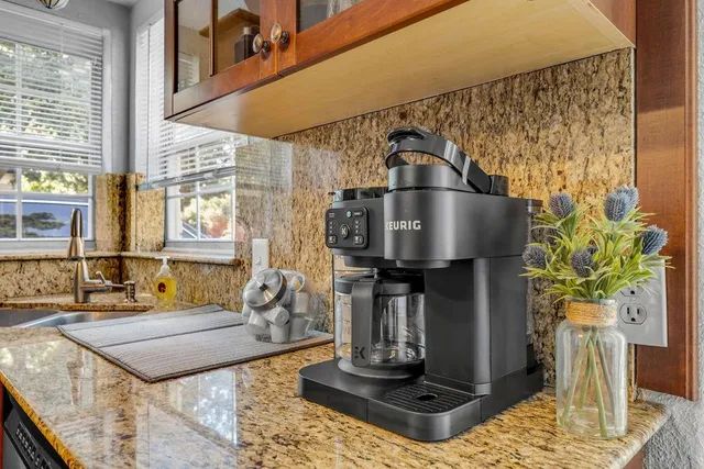 $5,500 | 2240 Lawndale Drive, Dallas, TX 75211