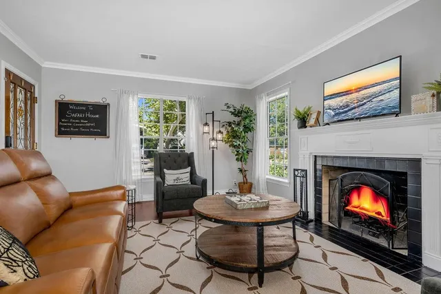 $5,500 | 2240 Lawndale Drive, Dallas, TX 75211