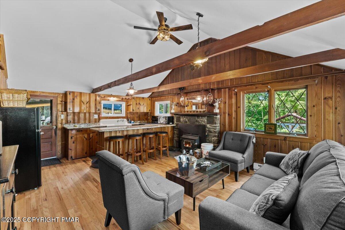 31 Maple Street Hawley, PA 18428 - Photo 4 of 30 Living Room