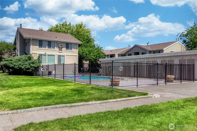 $125,000 | 1918 J Street, Unit 102, Walla Walla, WA 99362