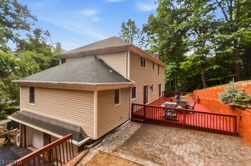 56 Union Hill Road Morris Plains, NJ 07950 - Photo 4 of 36